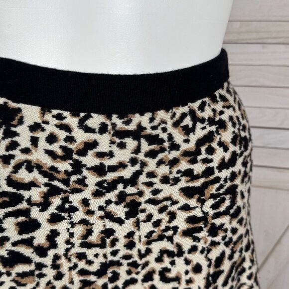 The Limited Cheetah Print Sweater Knit Skater Skirt Tan Black XL - Picture 5 of 12